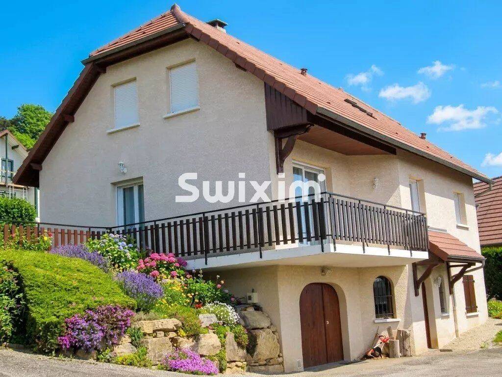 Maison 7 pièces 159 m² · à Montmorot · 159 m² · 296 000 €