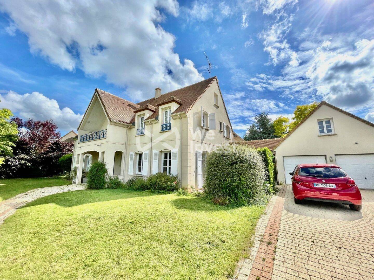 Maison 11 pièces 290 m² · à Rambouillet · 290 m² · 2 800 €