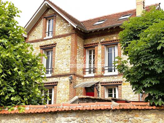 Maison à vendre 540 000 € 6 pièces 4 chambres 117 m² 884 m² de terrain Eglise Bessancourt 95550