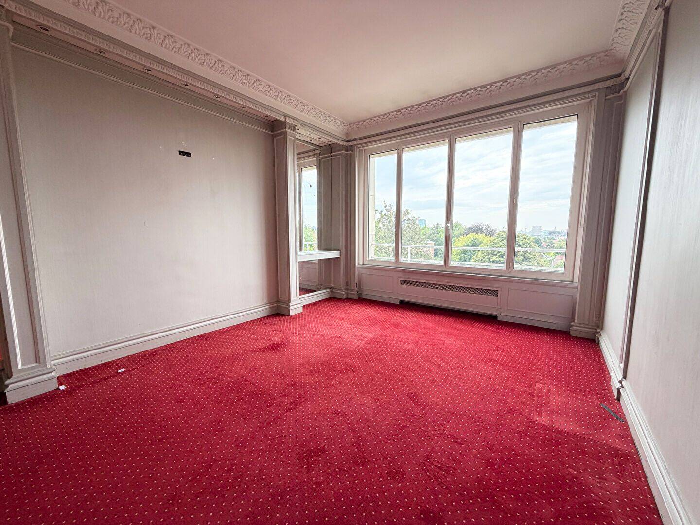 APPARTEMENT T6 EN DUPLEX AVEC TERRASSE, GARAGES ET CAVES, DERNI — 10
