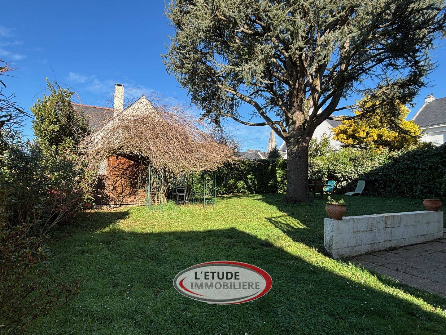 Maison 11 pièces 247 m² · à Carquefou · 246,5 m² · 691 875 €