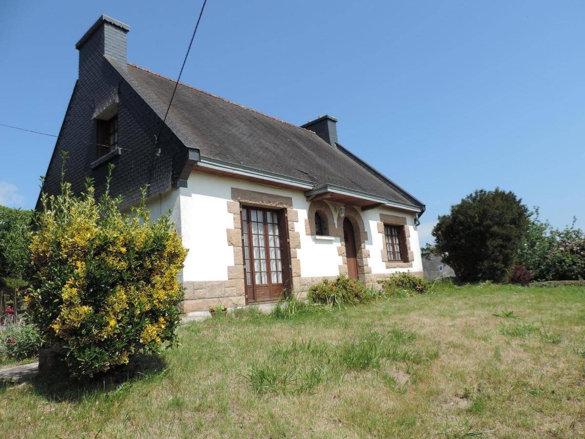 Maison 4 pièces 98 m² · à Plounévez-Moëdec · 98 m² · 164 460 €
