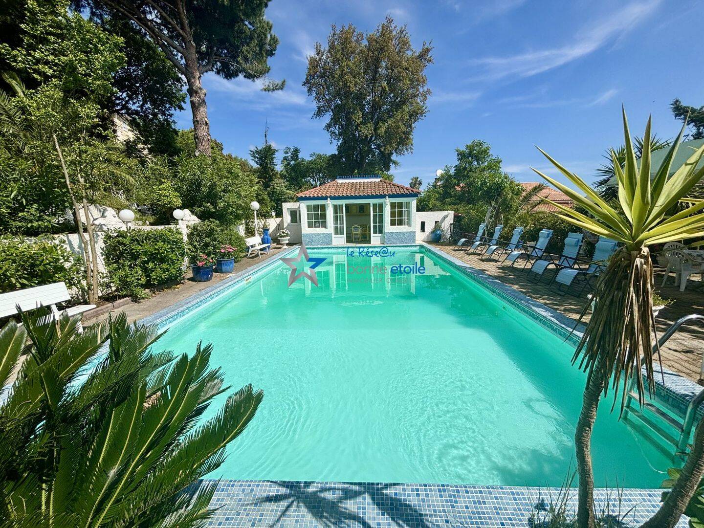 Maison 8 pièces 250 m² · à Borgo · 250 m² · 980 000 €