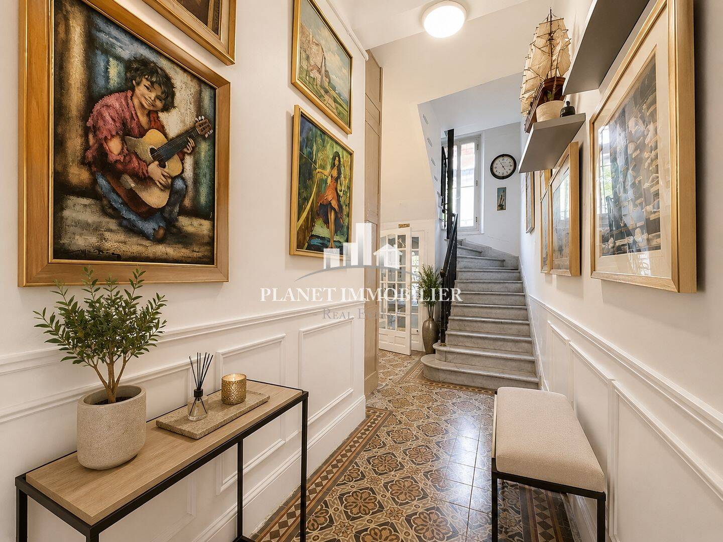 Maison 9 pièces 183 m² · à Antibes · 183 m² · 1 160 000 €
