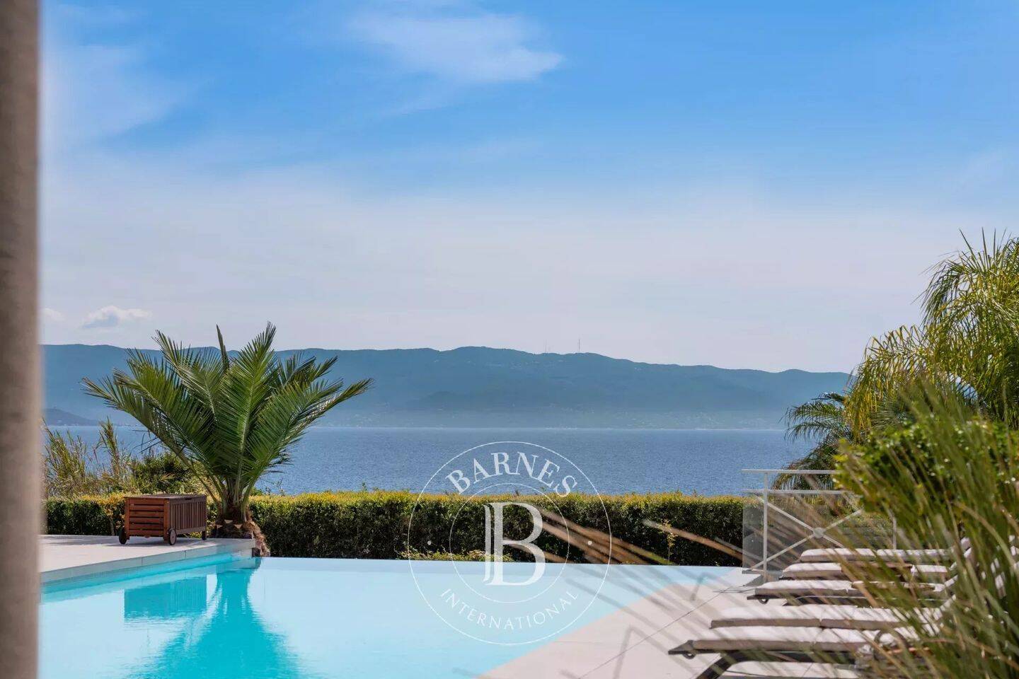Maison 10 pièces 340 m² · à Ajaccio · 340,1 m² · 3 450 000 €