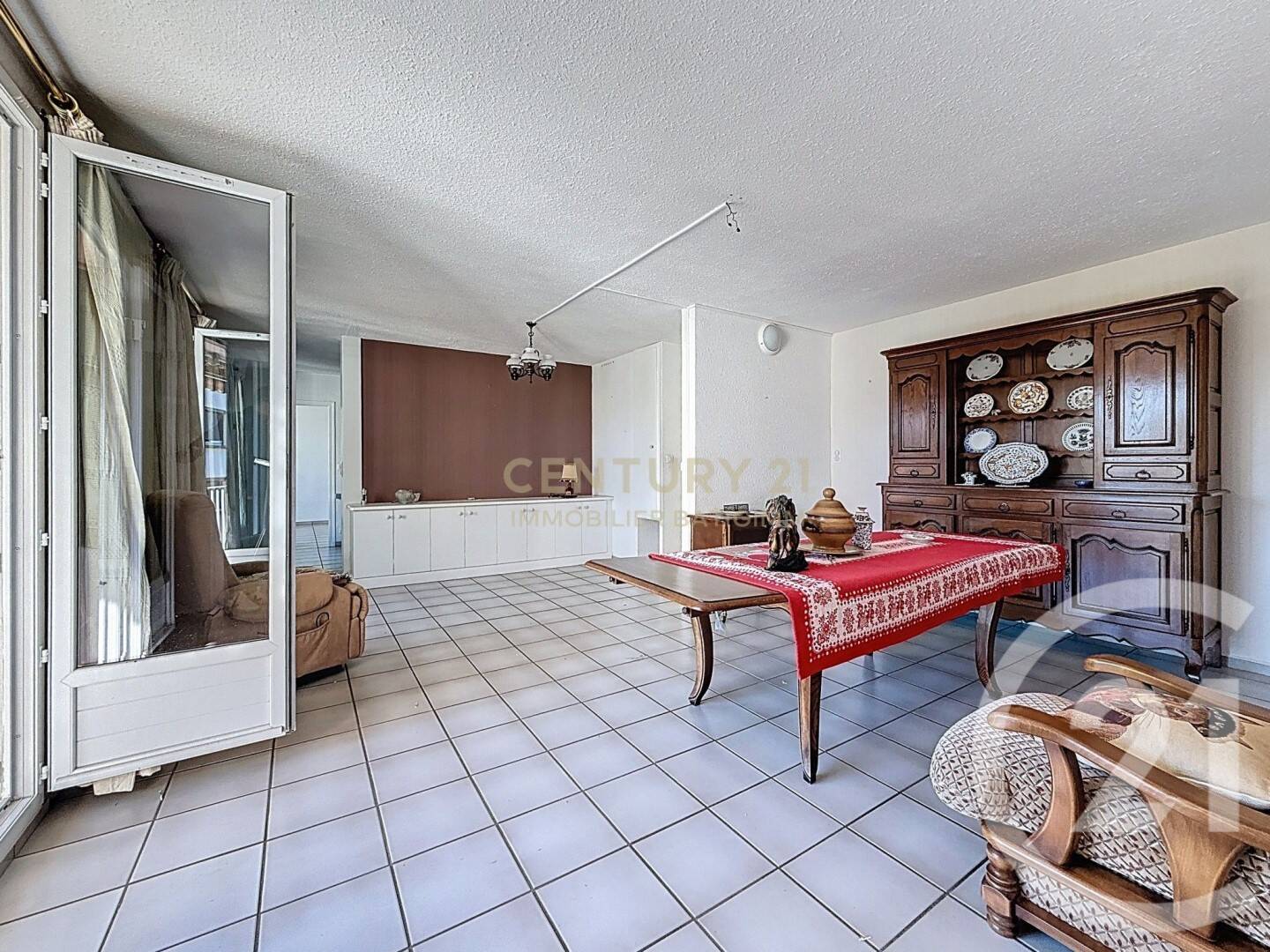 Appartement 4 pièces 104 m² · à Bourgoin-Jallieu · 103,9 m² · 179 000 €
