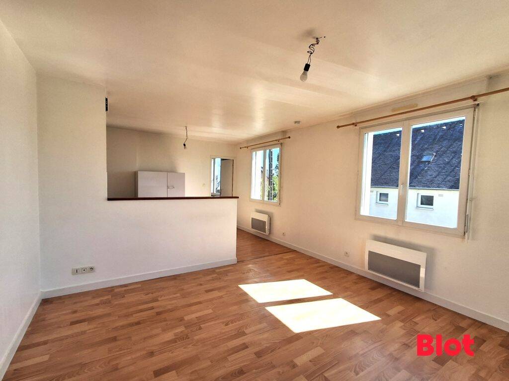 Appartement 4 pièces 75 m² · à Châteaubourg · 75 m² · 210 000 €