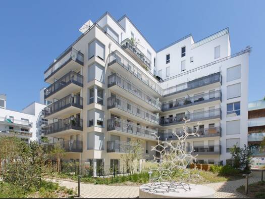 Appartement à louer 2 177 € 4 pièces 3 chambres 90,4 m² Étage 2/2 Plateau-Mont Valérien Rueil-Malmaison 92500