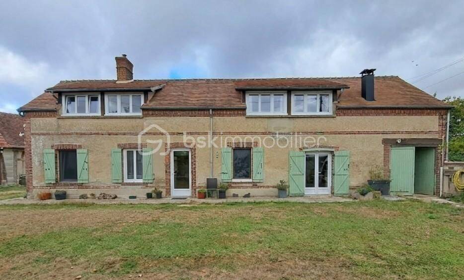 Maison 6 pièces 154 m² · à Mesnils-sur-Iton · 154,2 m² · 232 000 €