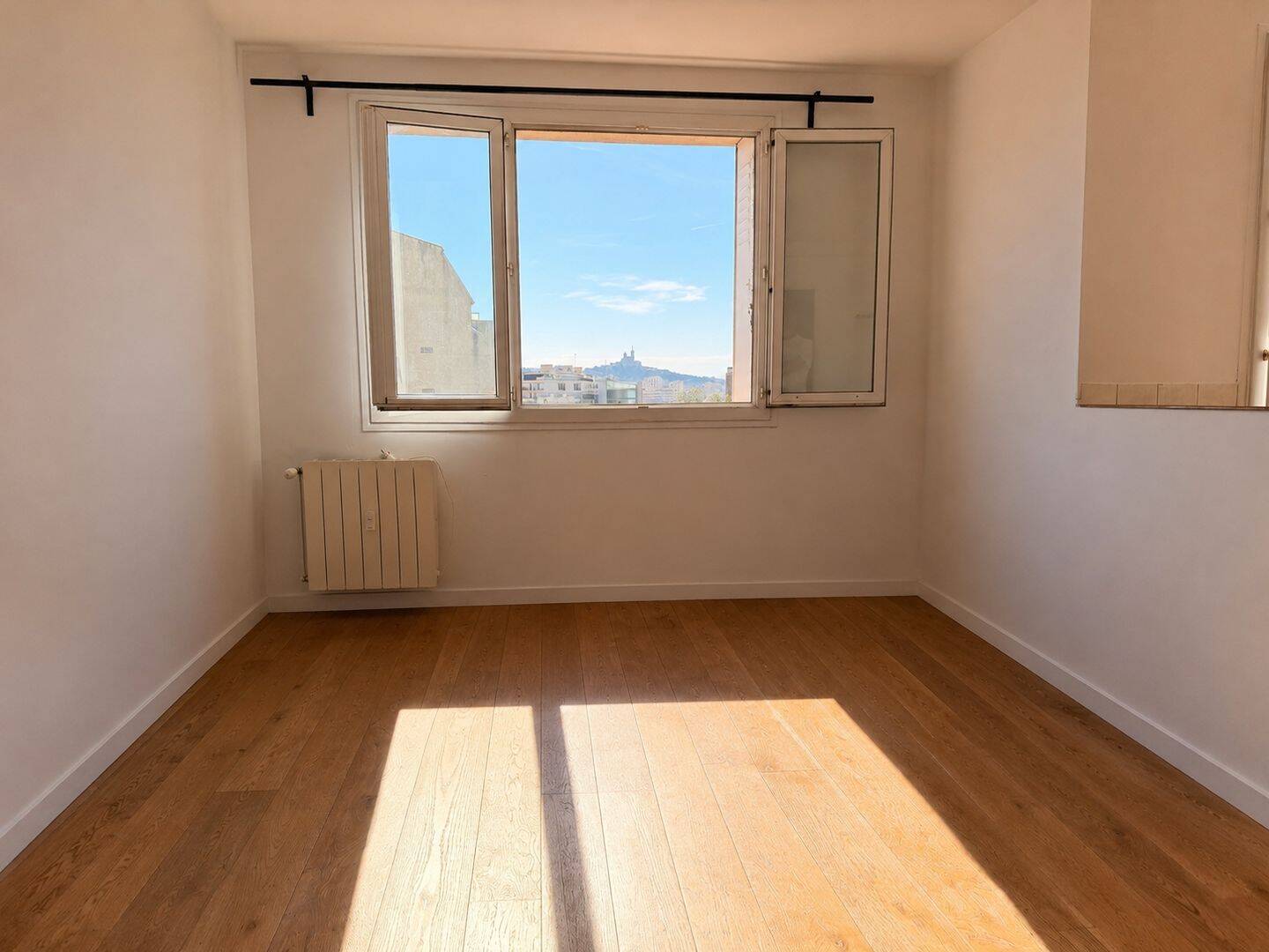 3 pièces 58 m² · à Marseille 10ème Arrondissement · 57,8 m² · 920 €