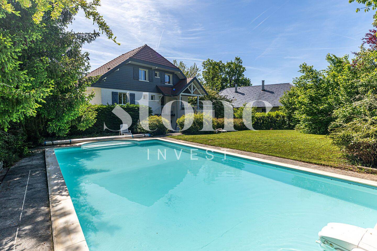Maison 5 pièces 123 m² · à Cuvat · 123 m² · 925 000 €