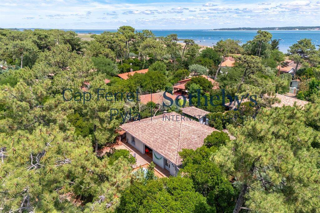 Maison 6 pièces 153 m² · à Lège-Cap-Ferret · 153 m² · 3 000 000 €