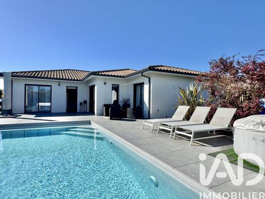 Maison à vendre 559 000 € 5 pièces 4 chambres 140 m² 700 m² de terrain Le Barp 33114