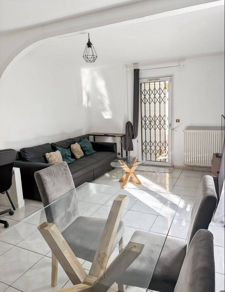 Appartement 2 pièces meublé — Ermont, Carreaux Glatignies