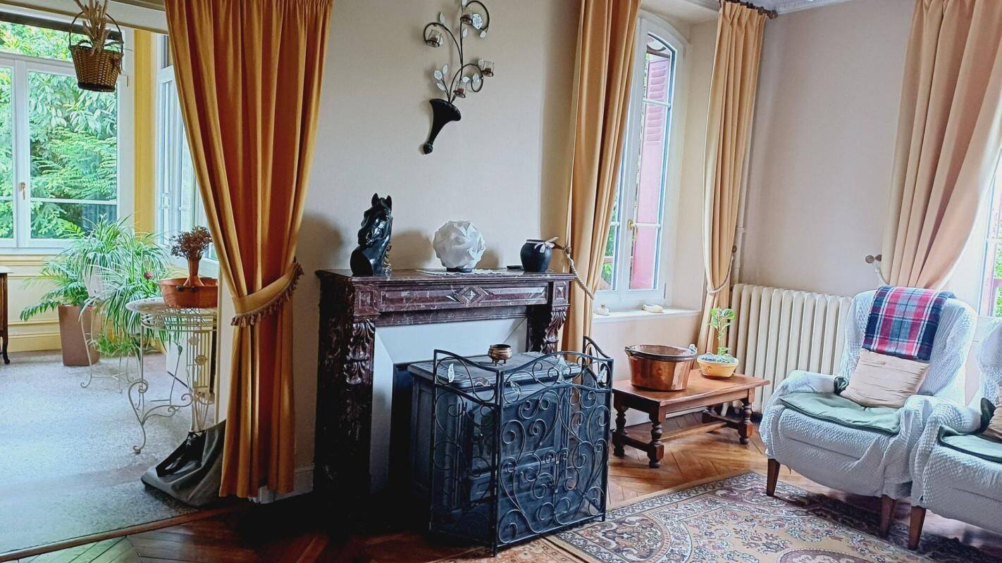 Maison 7 pièces 191 m² · à Noyon · 191 m² · 325 000 €