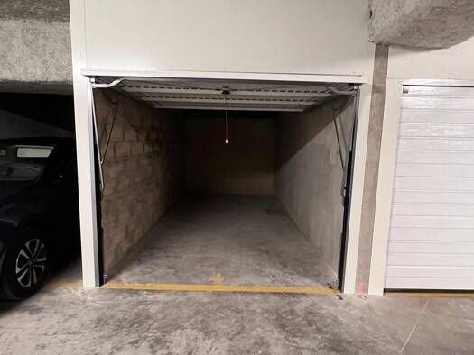 Parking à louer 150 € 13 m² Guillebaud-Beauv Vallon-Les Rabats-Antonypole Antony 92160