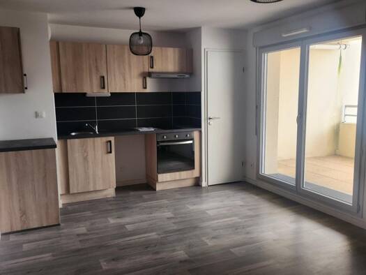 Appartement à louer 605 € 2 pièces 45,4 m² Étage 1/3 Tiers Restant Fondettes 37230