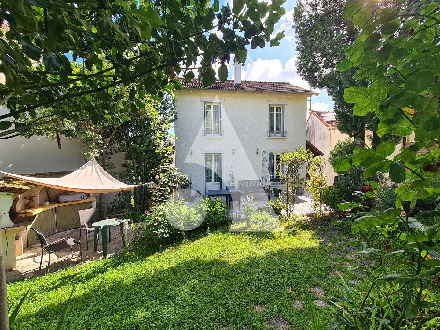Maison 4 pièces 123 m² · à Montry · 122,9 m² · 370 000 €