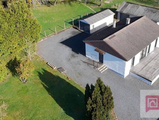 Maison de plain-pied à vendre 265 900 € 3 pièces 2 chambres 77 m² 1 405 m² de terrain Surville 14130