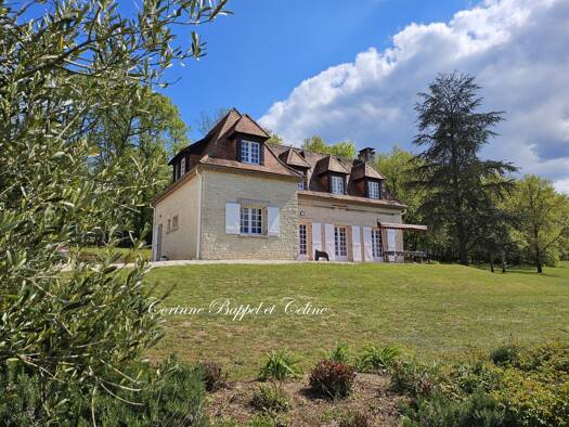 Maison à vendre 314 700 € 5 pièces 4 chambres 146 m² 10 000 m² de terrain Sainte-Eulalie-d'Ans 24640