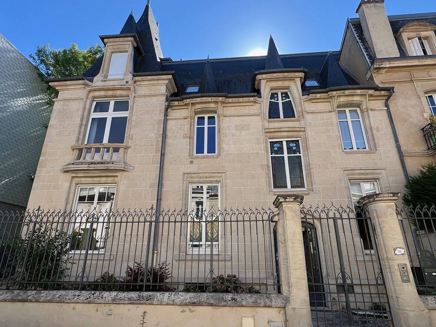 Appartement 4 pièces 100 m² · à Nancy · 100 m² · 245 000 €