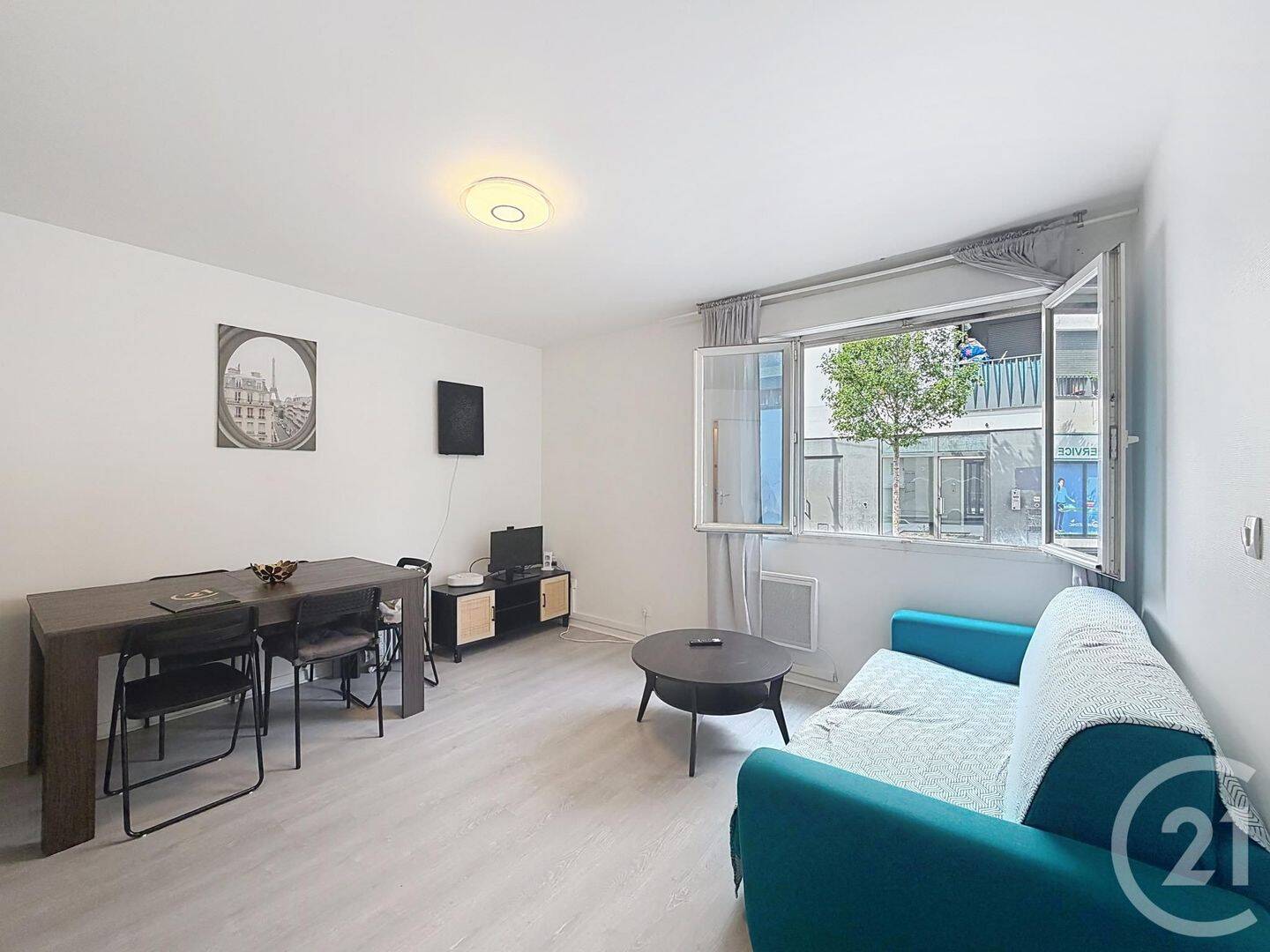 Appartement 2 pièces 37 m² · à Aubervilliers · 36,6 m² · 832 €