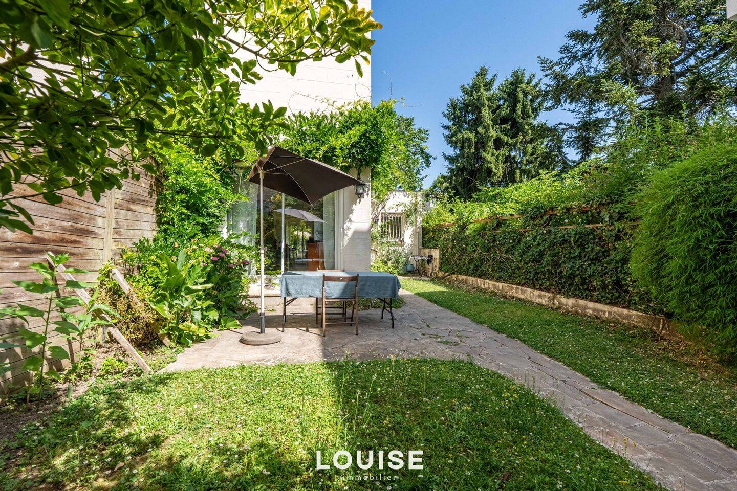 Maison 4 pièces 93 m² · à Vélizy-Villacoublay · 93,5 m² · 690 000 €