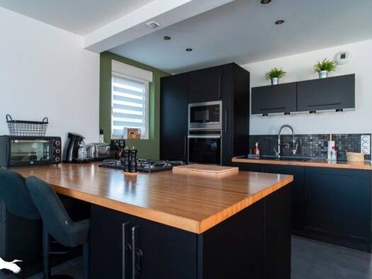 Maison à vendre 298 452 € 5 pièces 4 chambres 120 m² 4 640 m² de terrain Mahalon 29790