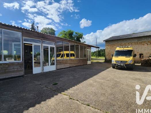 Maison à vendre 397 000 € 11 pièces 10 chambres 342 m² 139 440 m² de terrain Jaure 24140