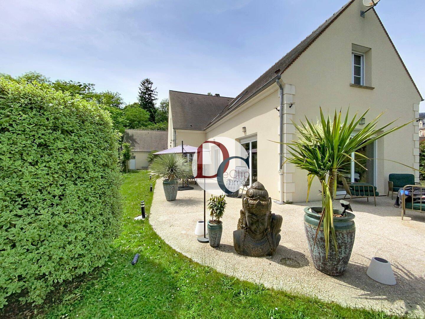 Maison 10 pièces 242 m² · à Senlis · 242 m² · 769 000 €