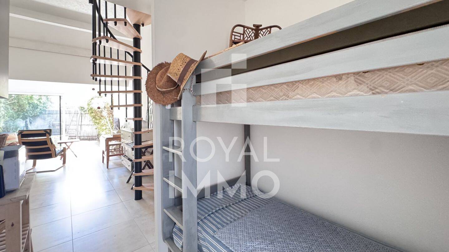 Maison 2 pièces 40 m² · à Sanary-sur-Mer · 40 m² · 270 000 €