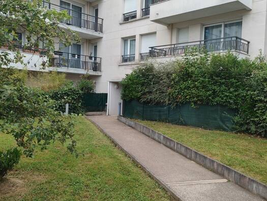 Appartement à louer 820 € 1 pièce 28,3 m² Guillebaud-Beauv Vallon-Les Rabats-Antonypole Antony 92160