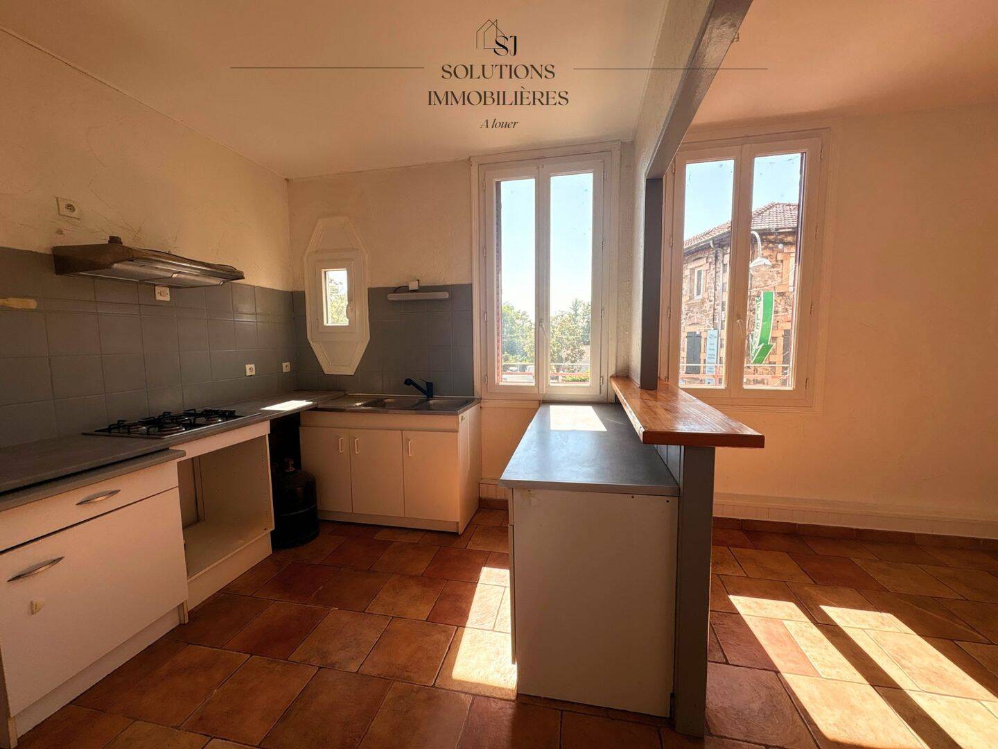 Appartement 5 pièces 130 m² · à Chavanay · 130 m² · 900 €