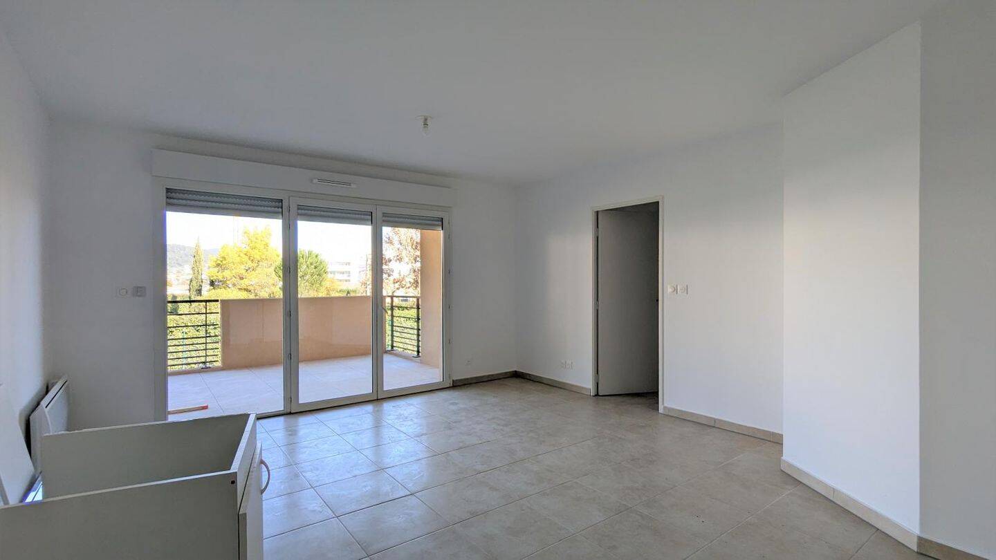 Appartement 3 pièces 60 m² · à Le Luc · 60 m² · 791 €
