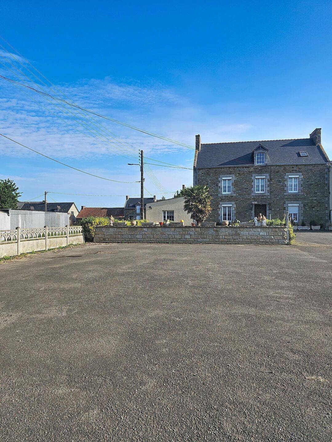 Maison 9 pièces 197 m² · à Cherrueix · 197 m² · 365 000 €