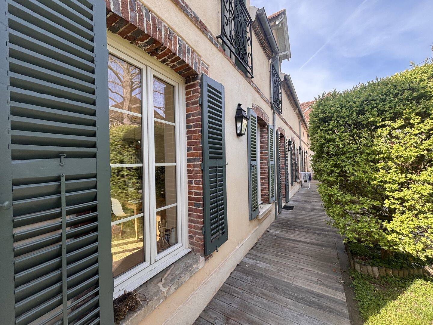 Maison 8 pièces 265 m² · à Villeneuve-sur-Yonne · 265 m² · 525 000 €