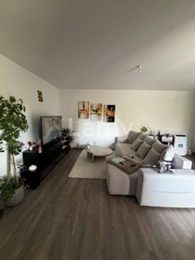 Appartement 2 pièces 54 m² · à Lille · 53,7 m² · 715 €
