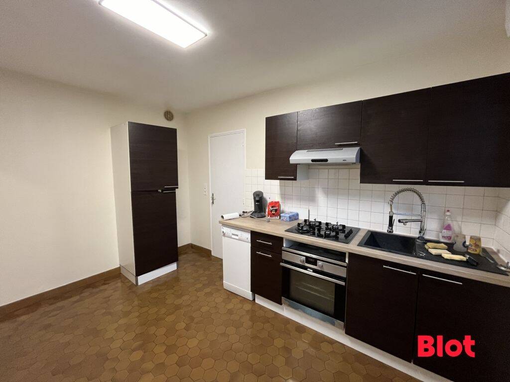 À LOUER - MAISON T5 - 95,76 m² - RENNES SAINTE THERESE - 4 chamb — 4