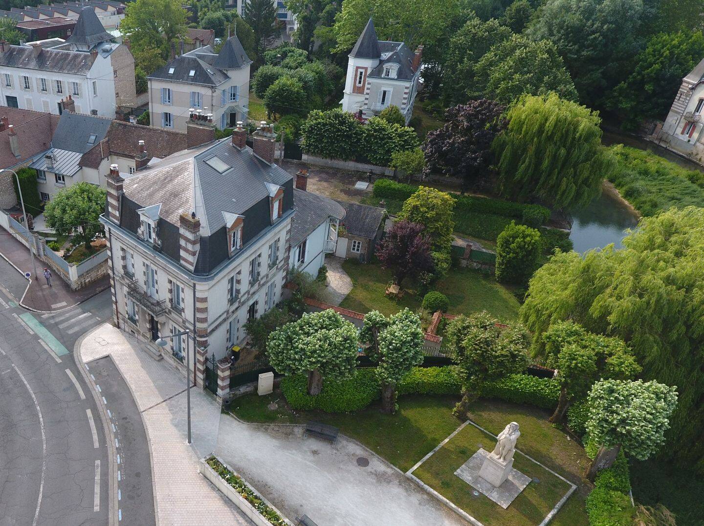 Maison 9 pièces 220 m² · à Montargis · 220 m² · 299 000 €
