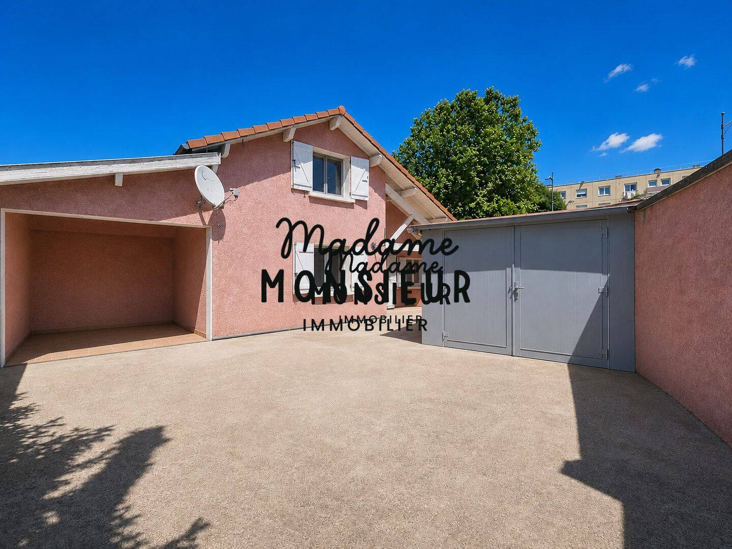 Maison 5 pièces 145 m² · à Bourgoin-Jallieu · 145 m² · 235 000 €
