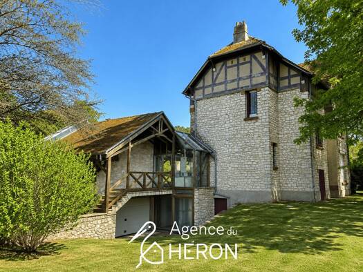 Maison à vendre 180 000 € 9 pièces 5 chambres 230 m² 5 559 m² de terrain Souppes-sur-Loing 77460