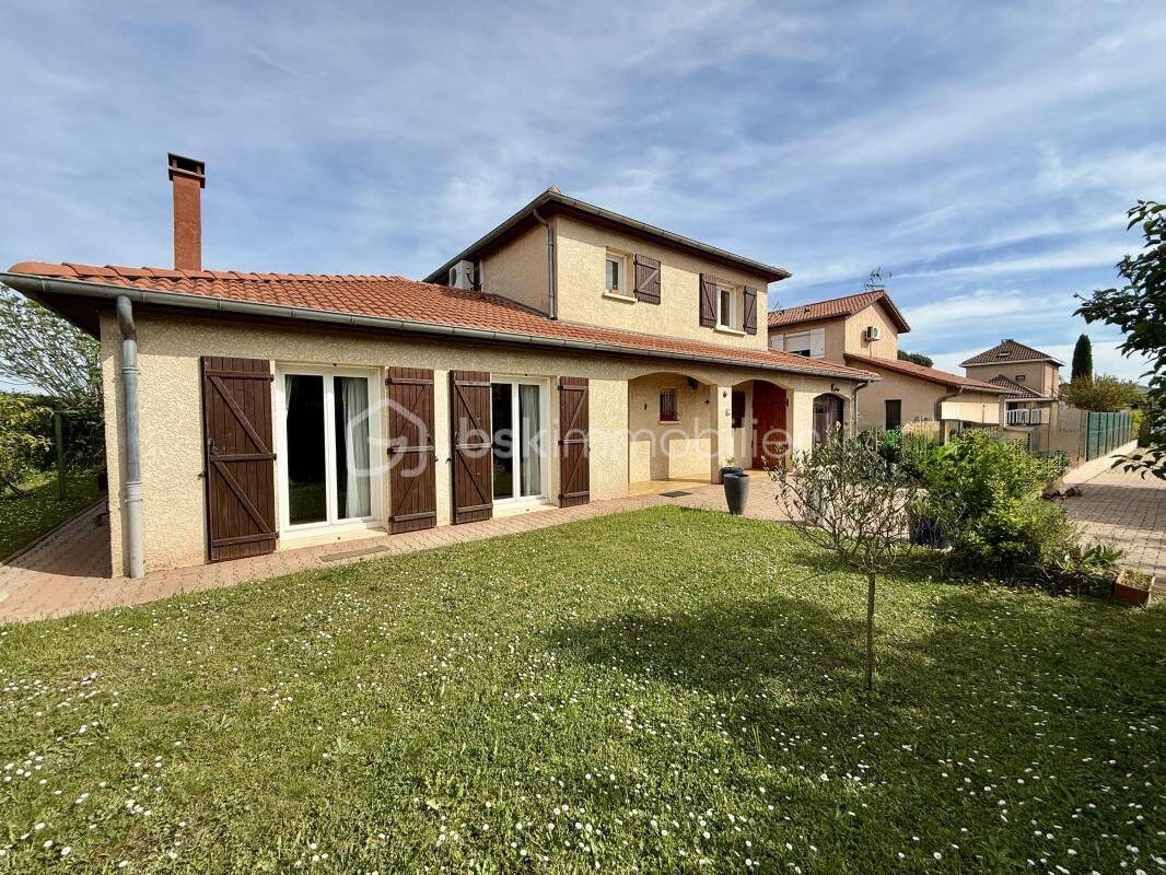 Maison 7 pièces 156 m² · à Genas · 156 m² · 545 000 €