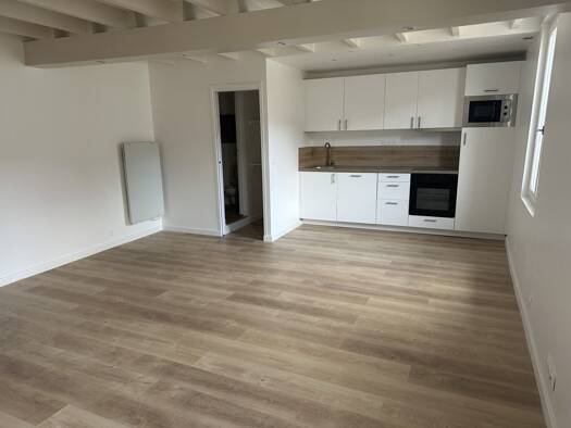 Duplex à vendre 268 180 € 3 pièces 2 chambres 55 m² Étage 2/2 Chevreuse 78460