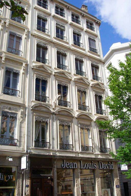 Appartement 2 pièces 63 m² · à Lyon 2ème Arrondissement · 63,3 m² · 942 €