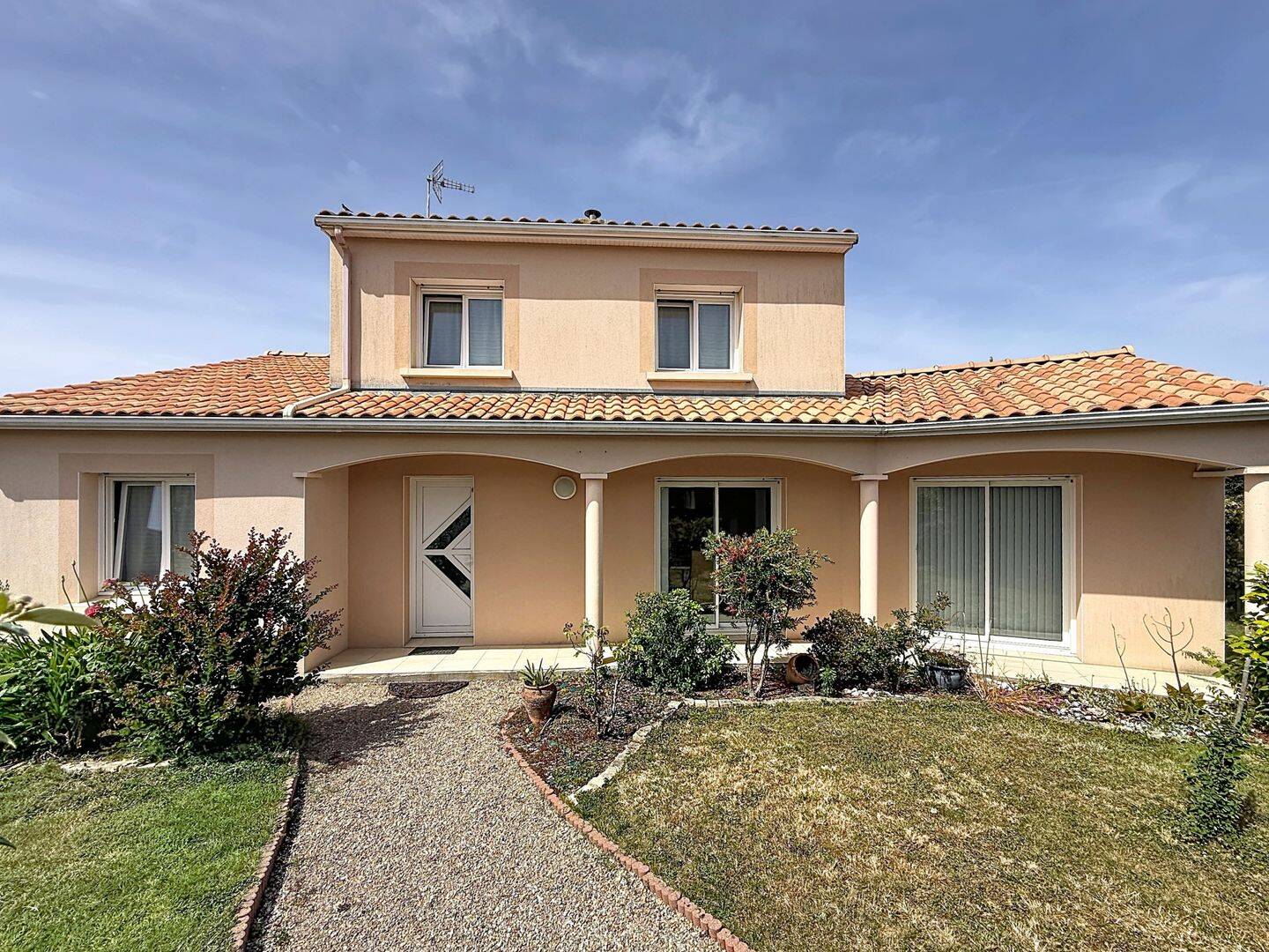 Maison 7 pièces 159 m² · à Saint-Michel-Chef-Chef · 159 m² · 483 000 €