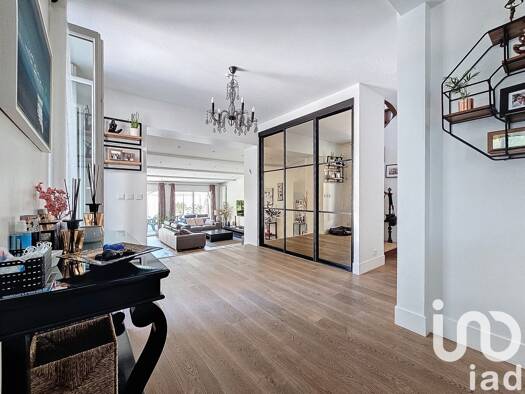 Maison à vendre 1 100 000 € 7 pièces 5 chambres 170 m² 259 m² de terrain La Varenne Saint-Maur-des-Fossés 94210