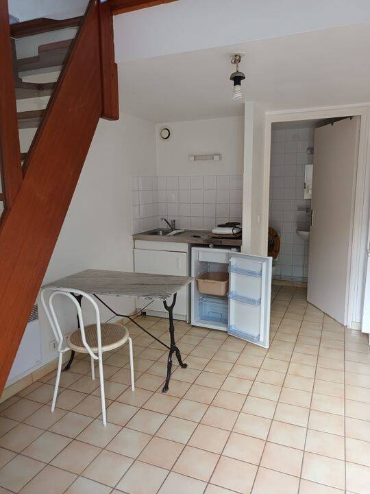 Appartement 1 pièce 27 m² · à Lannion · 27 m² · 360 €
