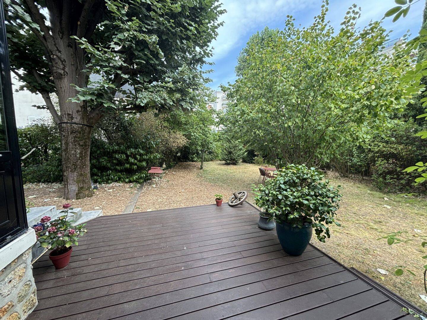 Maison 8 pièces 169 m² · à Sceaux · 168,9 m² · 4 950 €
