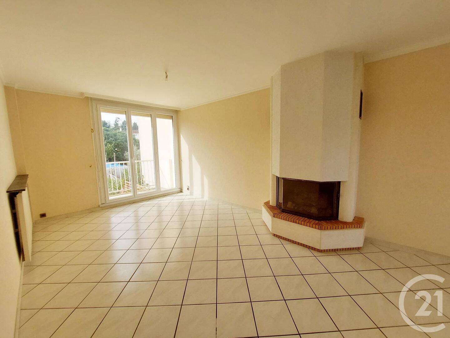 Maison 4 pièces 89 m² · à Castres · 88,5 m² · 745 €