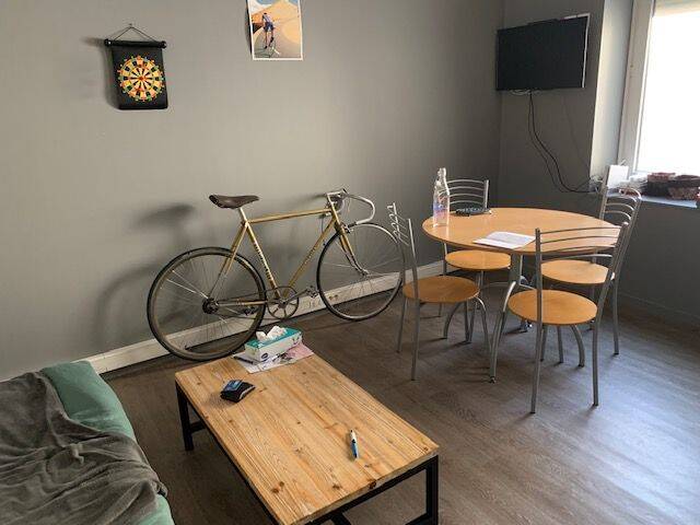 Appartement 1 pièce 28 m² · à Saint-Étienne · 27,7 m² · 322 €/mois